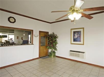 Executive Inn Muldrow Zewnętrze zdjęcie